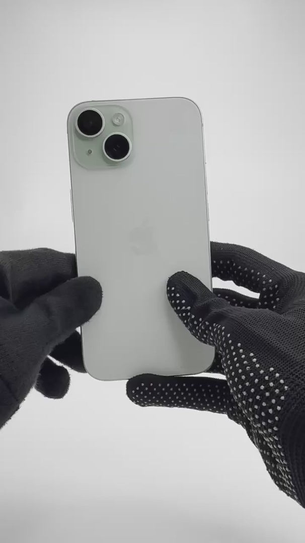 Apple iPhone 15